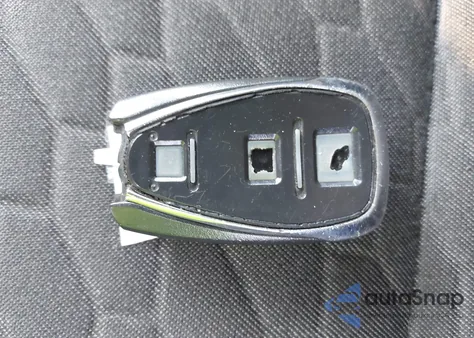 2018 Chevrolet Equinox Lt z USA, uszkodzony, nr VIN 2GNAXJEV9J6200241